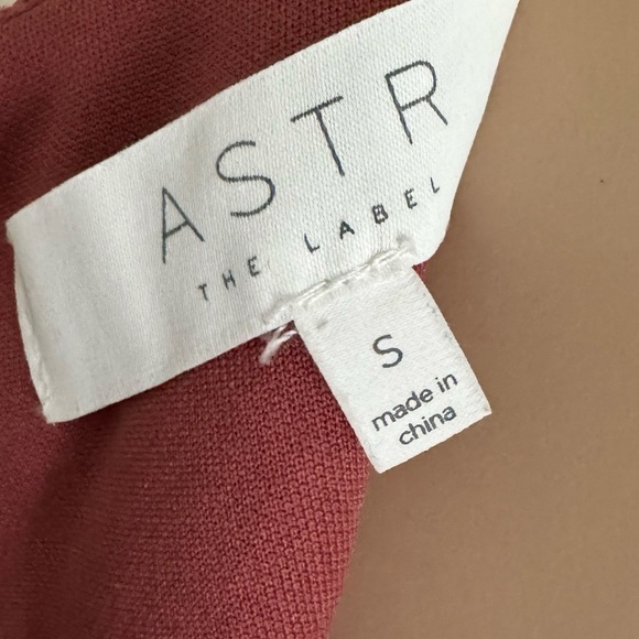 ASTR The Label Rust Floral Lace Sleeveless Mini Bodycon Dress Sheath Womens Sz S - Picture 6 of 9